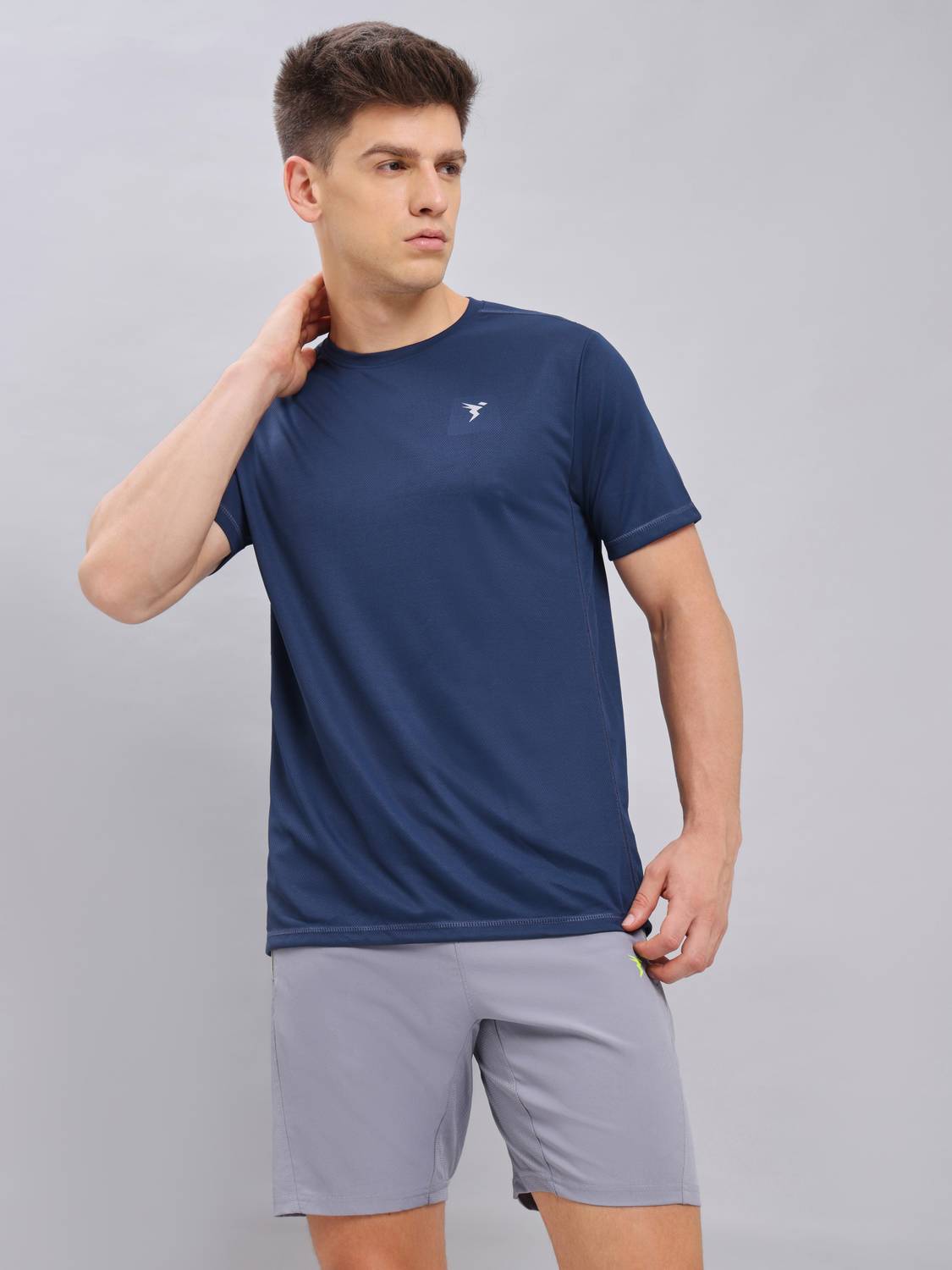 TECHNOSPORT Men Solid Round Neck Polyester Navy Blue T-Shirt