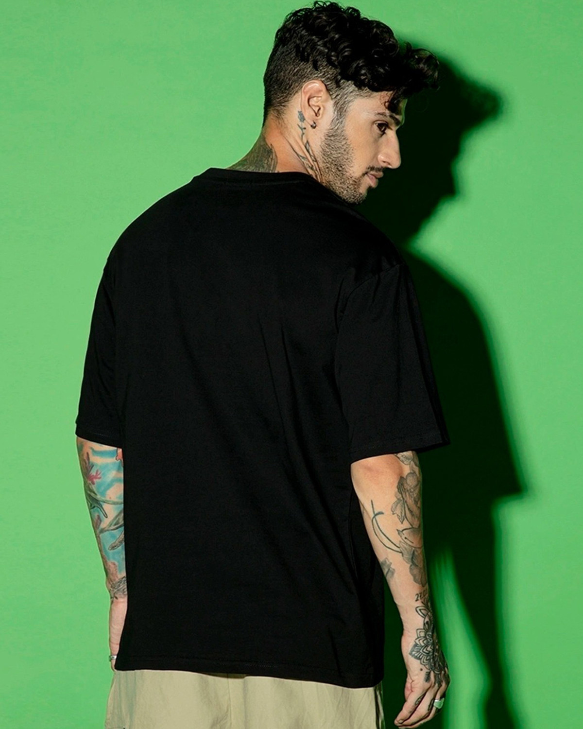 Image of BEWAKOOF Graphic Print Men Round Neck Black T-Shirt