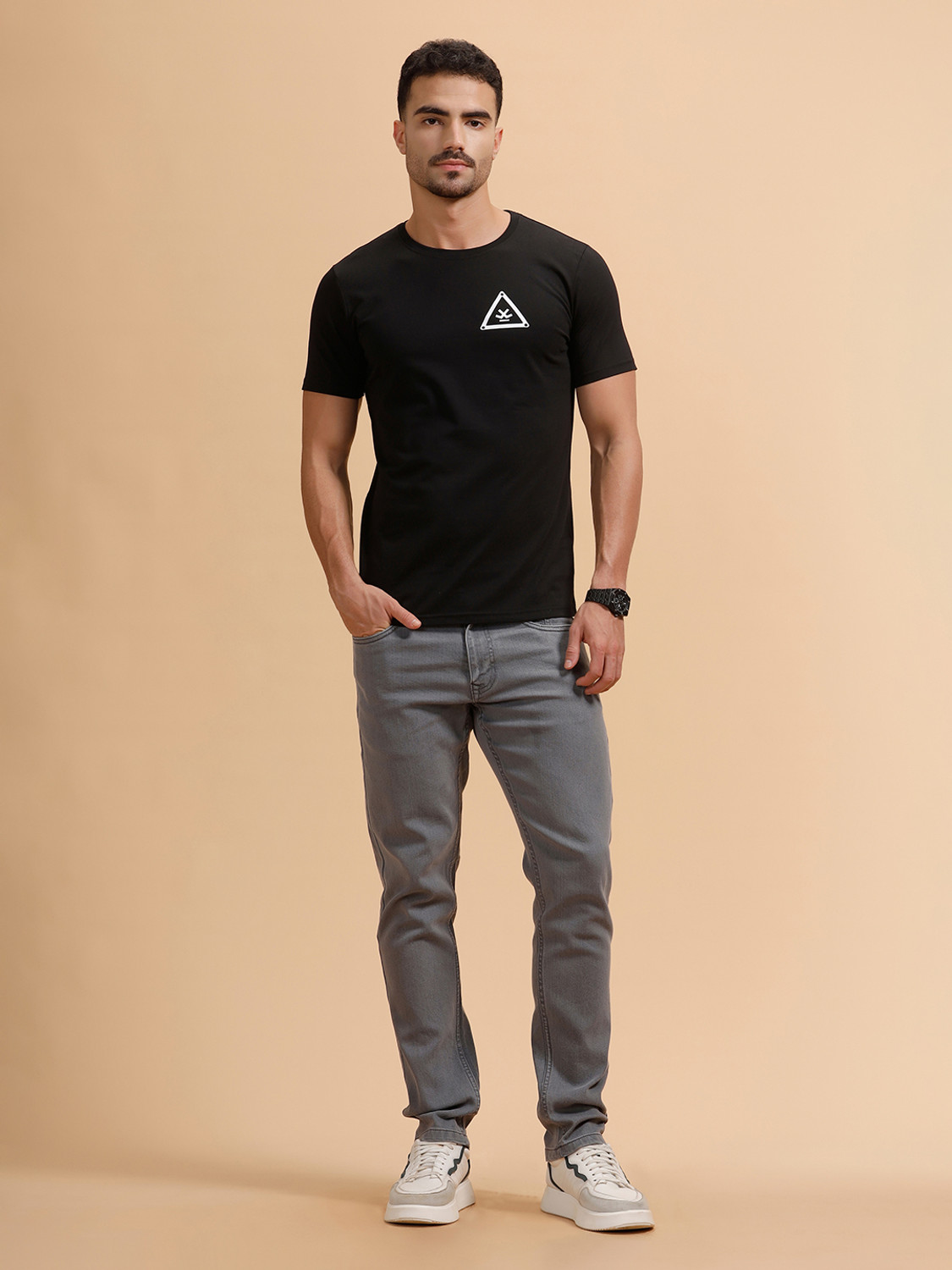Image of WROGN Solid Men Round Neck Black T-Shirt