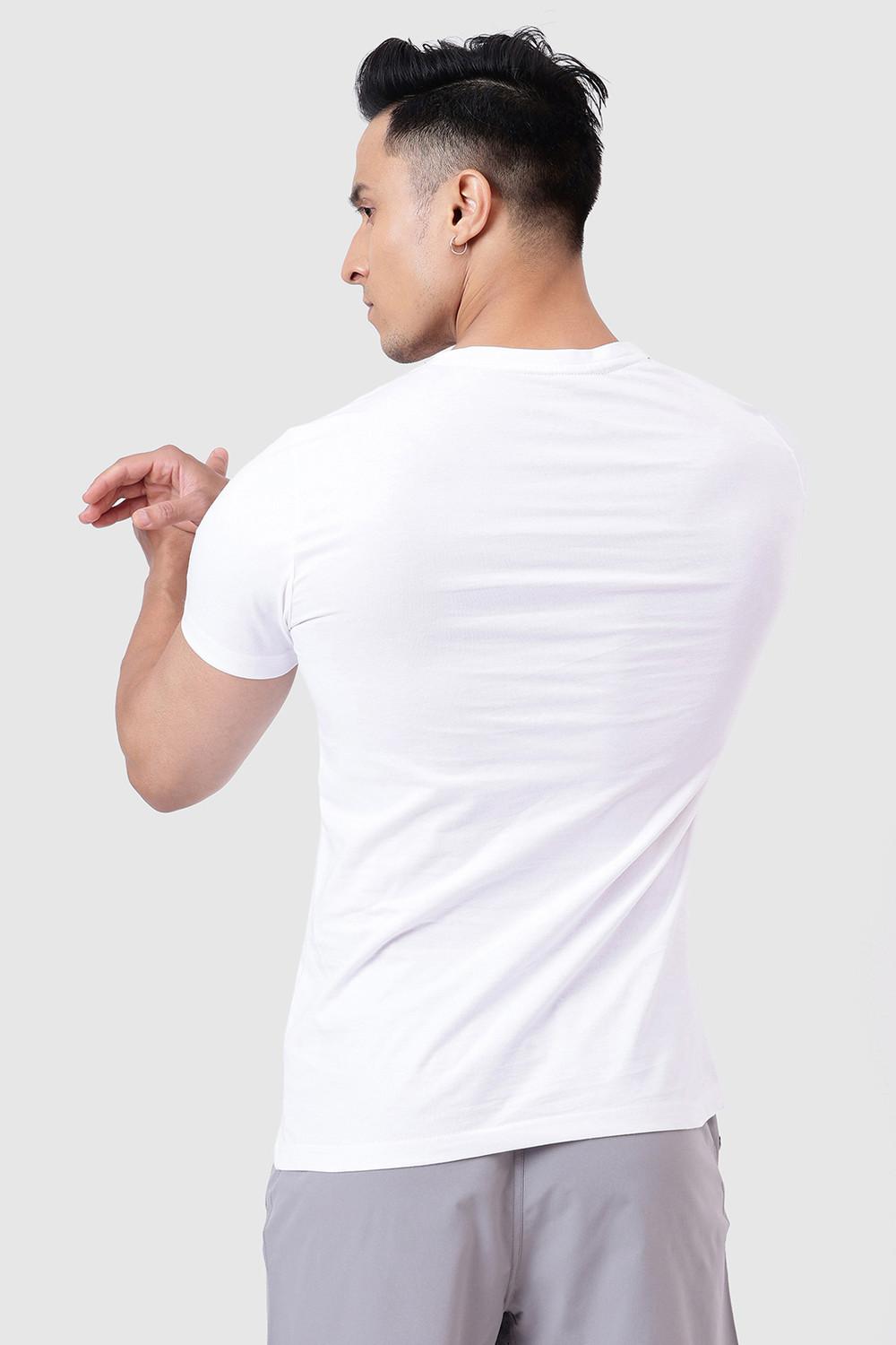 Image of FuaarK Solid Men Round Neck White T-Shirt