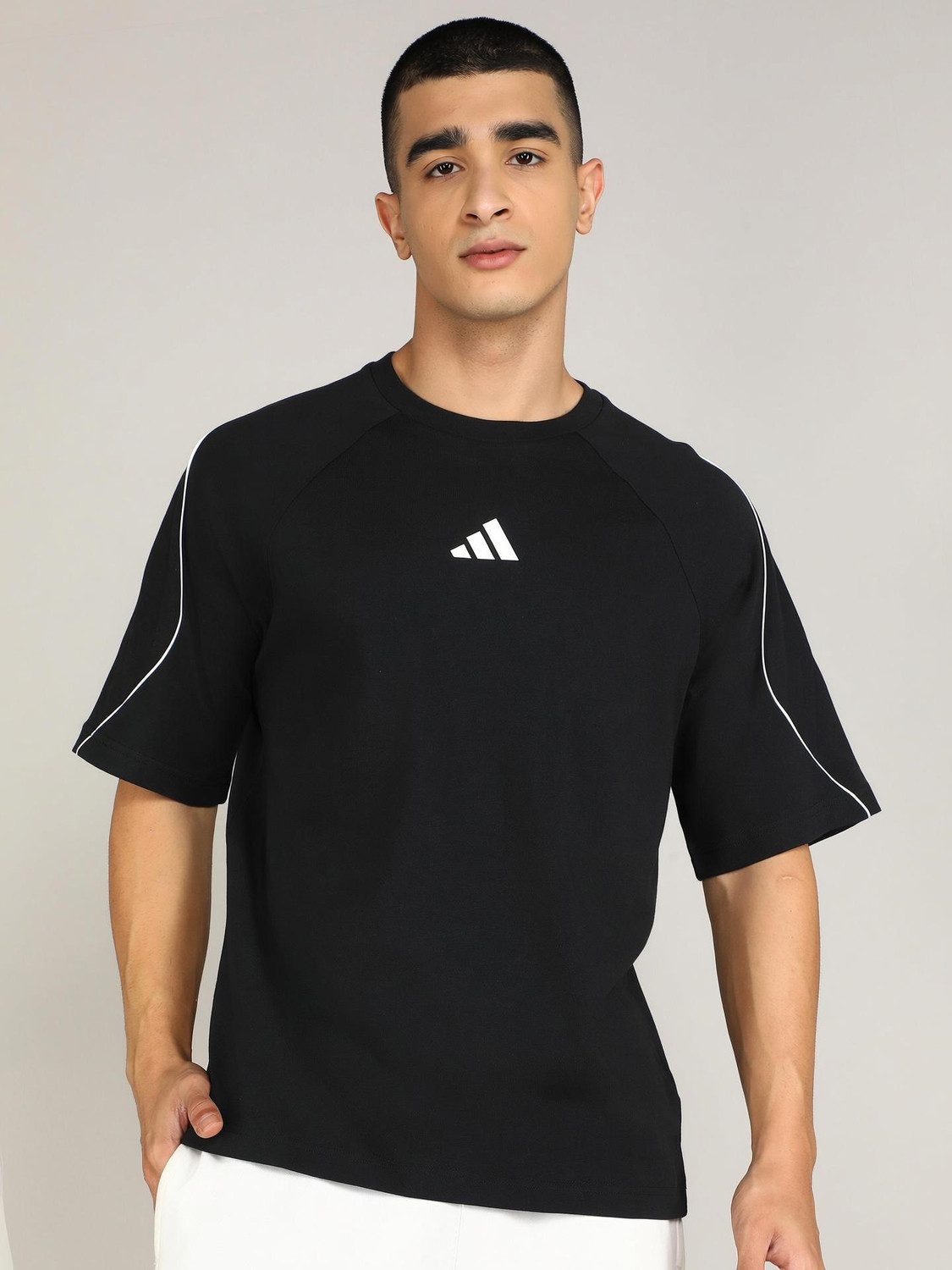 Image of ADIDAS Printed Men Crew Neck Black T-Shirt
