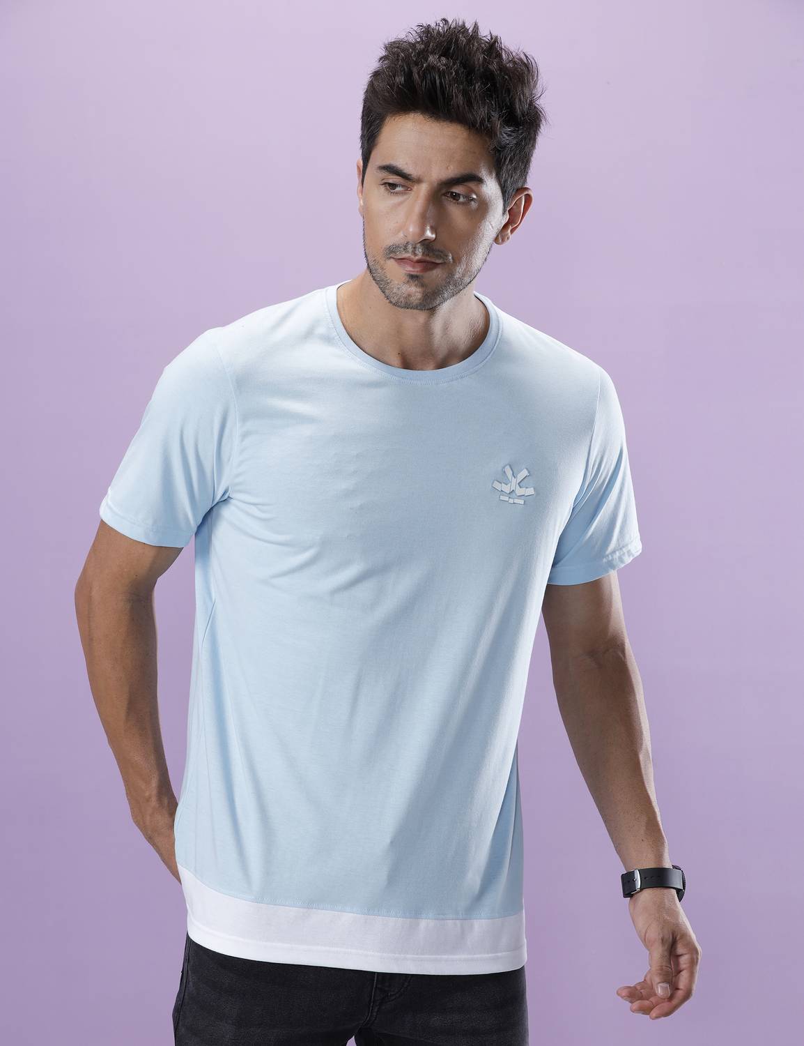 WROGN Men Solid Round Neck Cotton Blend Light Blue T-Shirt