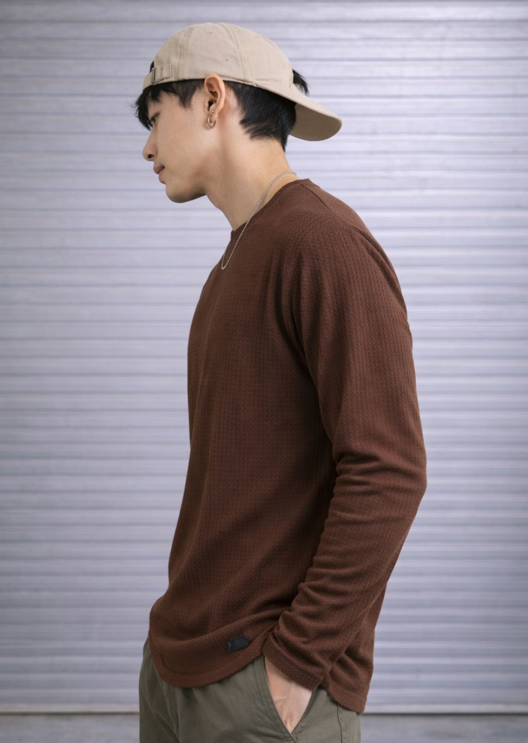 Image of KAJARU TEES Solid Men Round Neck Brown T-Shirt