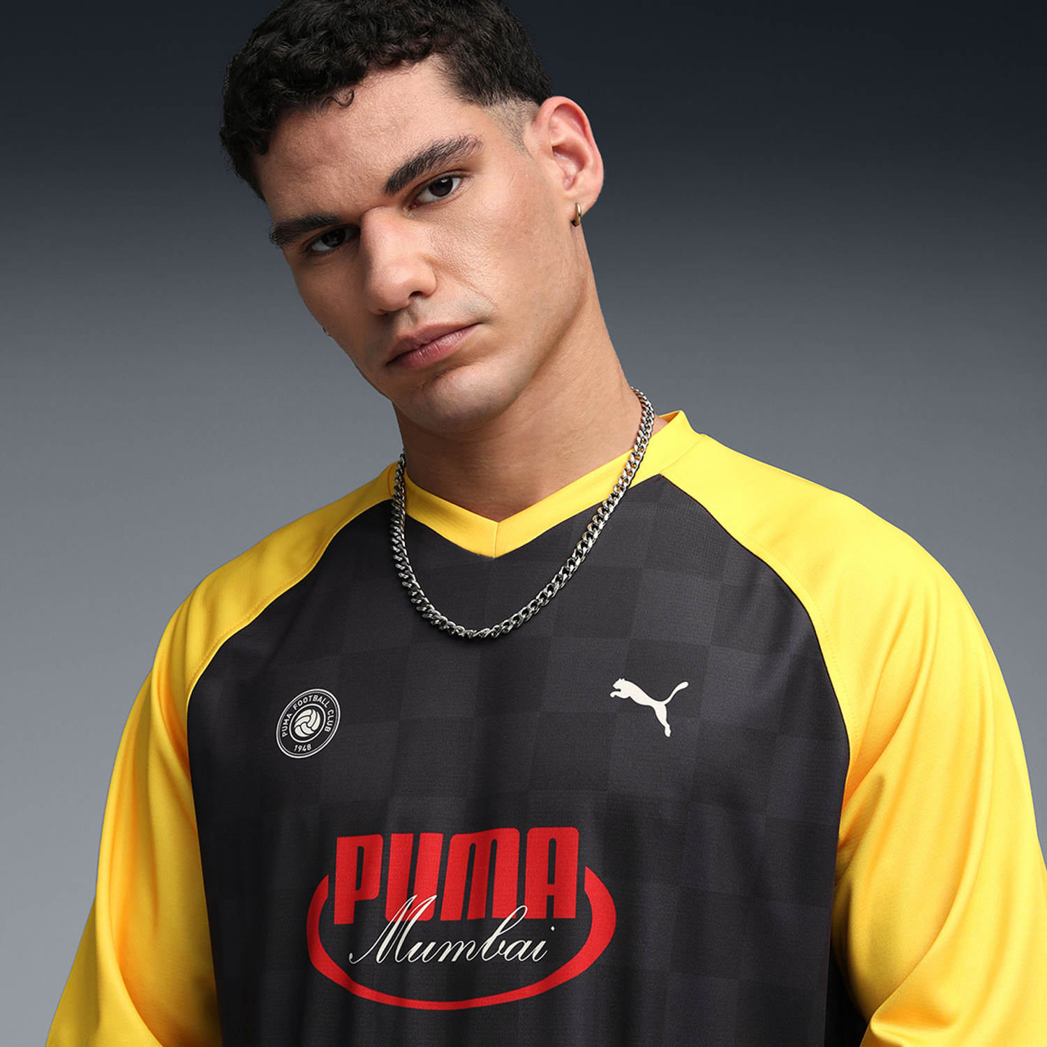Image of PUMA Colorblock Men V Neck Black T-Shirt