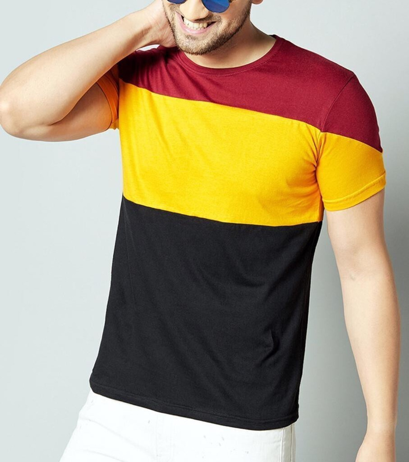 Image of Farlucci Printed Men Round Neck Yellow, White T-Shirt
