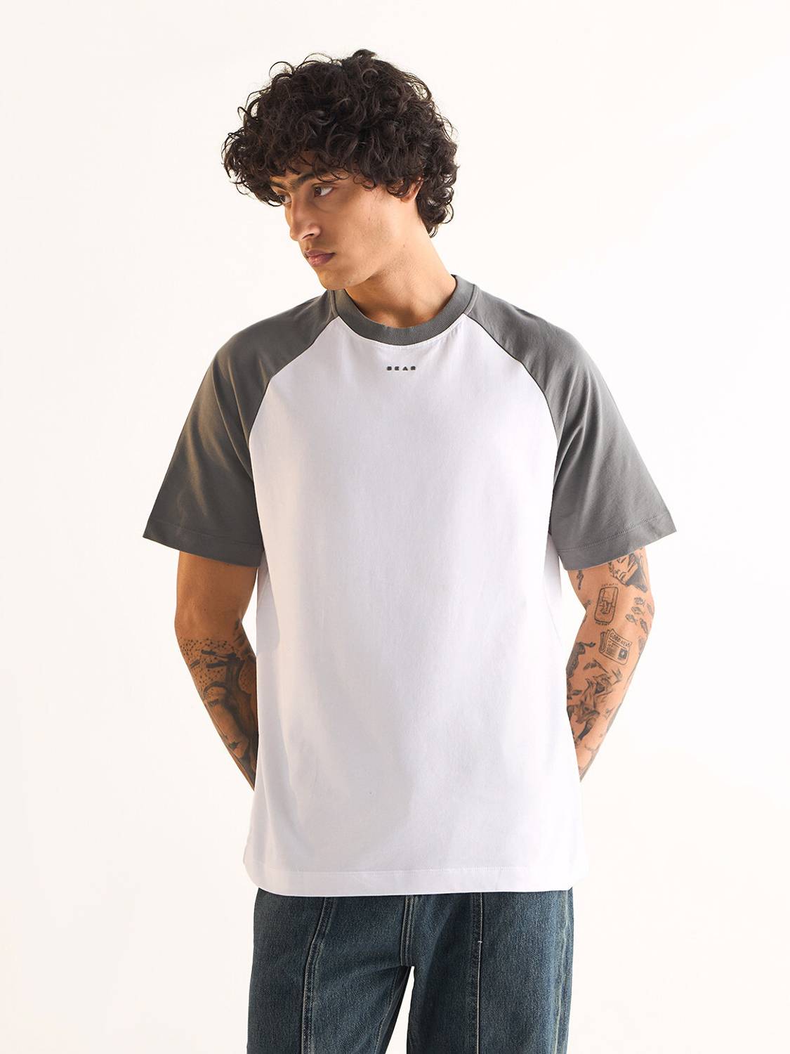 THE BEAR HOUSE Solid Men Round Neck Grey, White T-Shirt