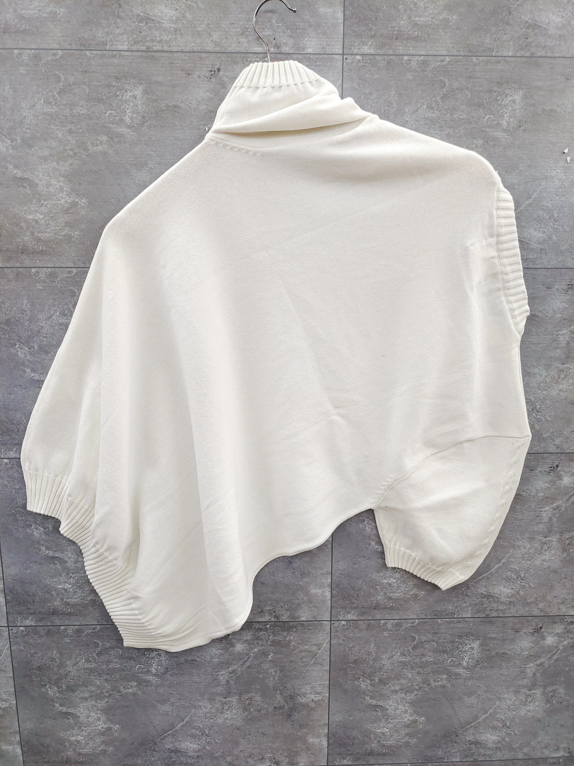 Image of higglerr Self Design Men Round Neck White T-Shirt