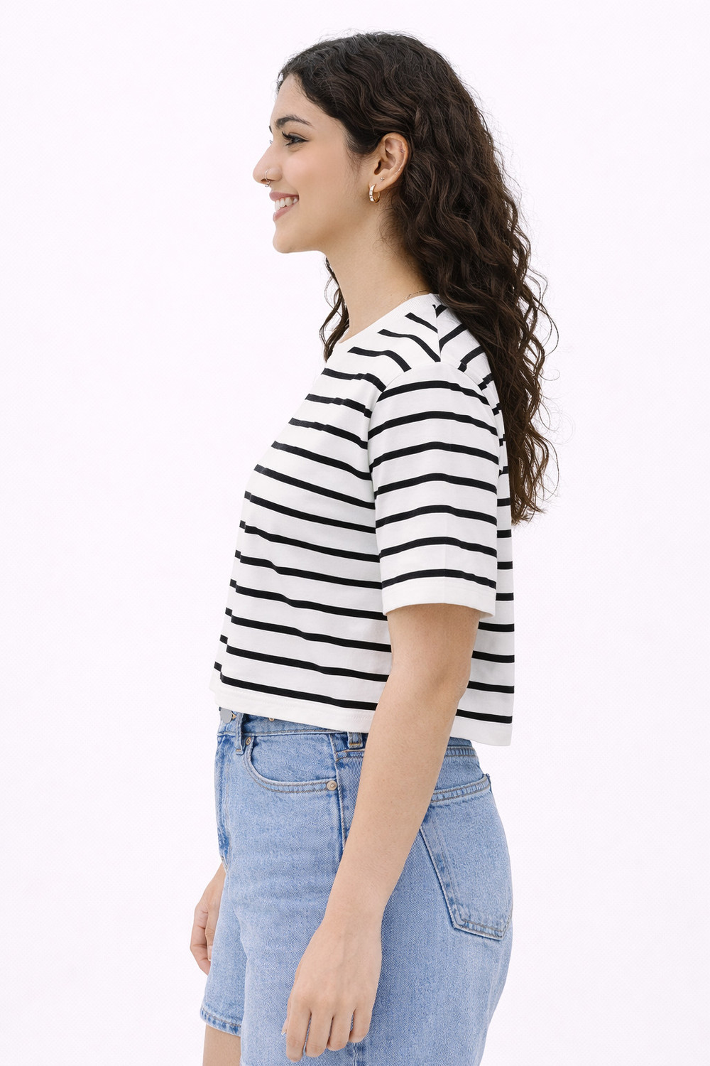 Image of BLACK STUDIO Striped Women Round Neck White, Black T-Shirt