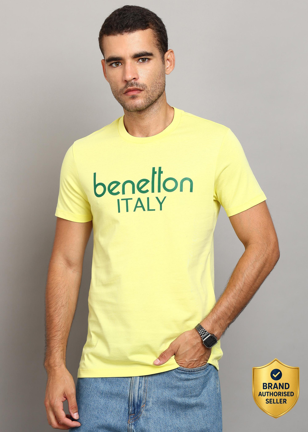 Image of United Colors of Benetton Printed Men Round Neck Yellow T-Shirt