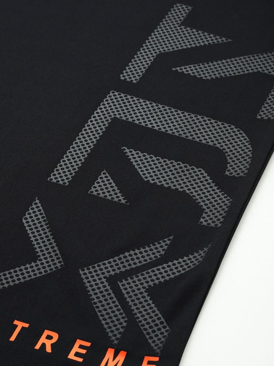 Image of HRX by Hrithik Roshan Printed Men Round Neck Black T-Shirt