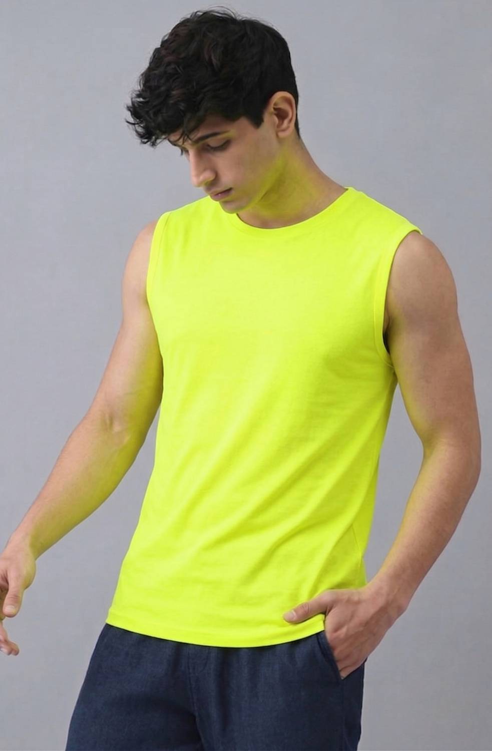 JB Jangoboy Solid Men Round Neck Green T-Shirt