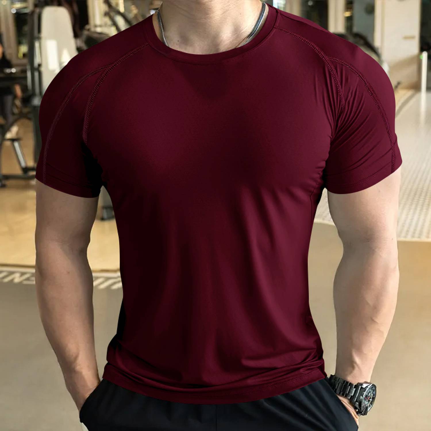 BELACHY Solid Men Round Neck Maroon T-Shirt