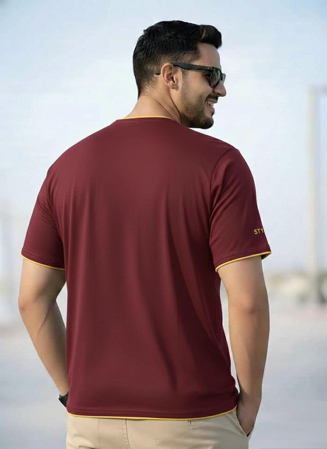 Image of Reya Printed Men Round Neck Maroon T-Shirt