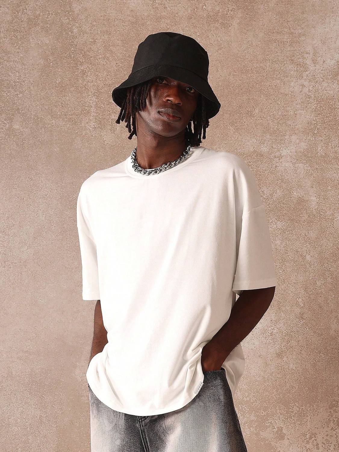 Relva Men White Round Neck T-Shirt - Image 2