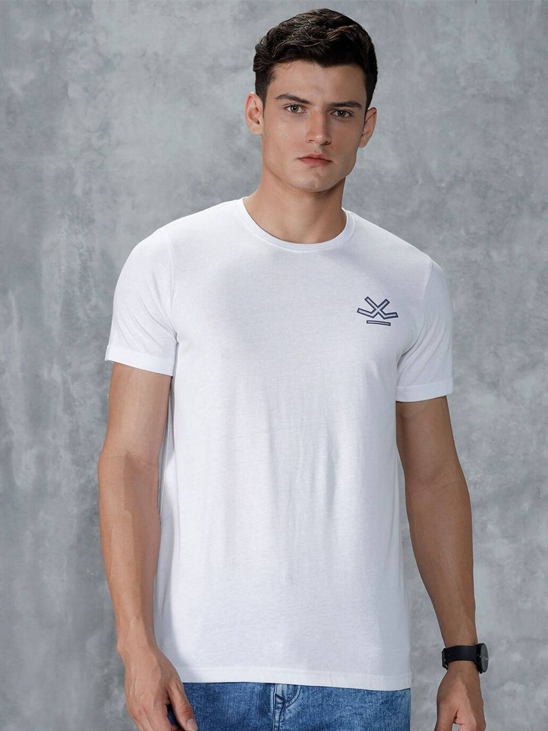 WROGN Men Solid Round Neck Cotton Blend White T-Shirt