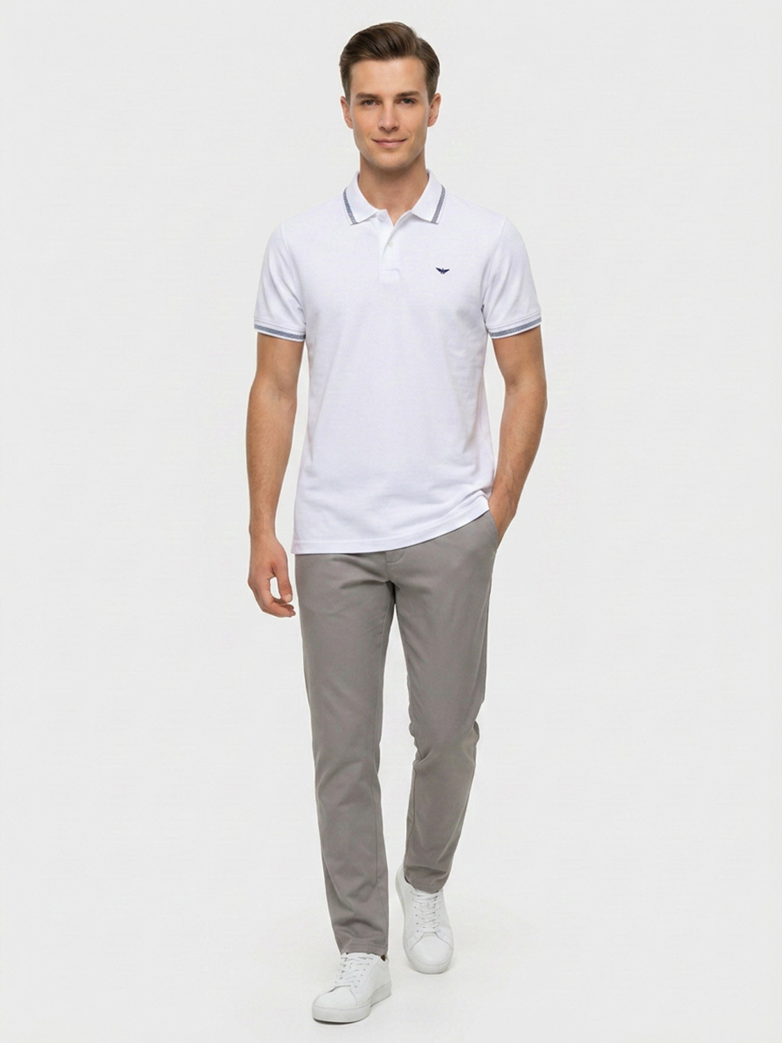Image of PARK AVENUE Solid Men Polo Neck White T-Shirt