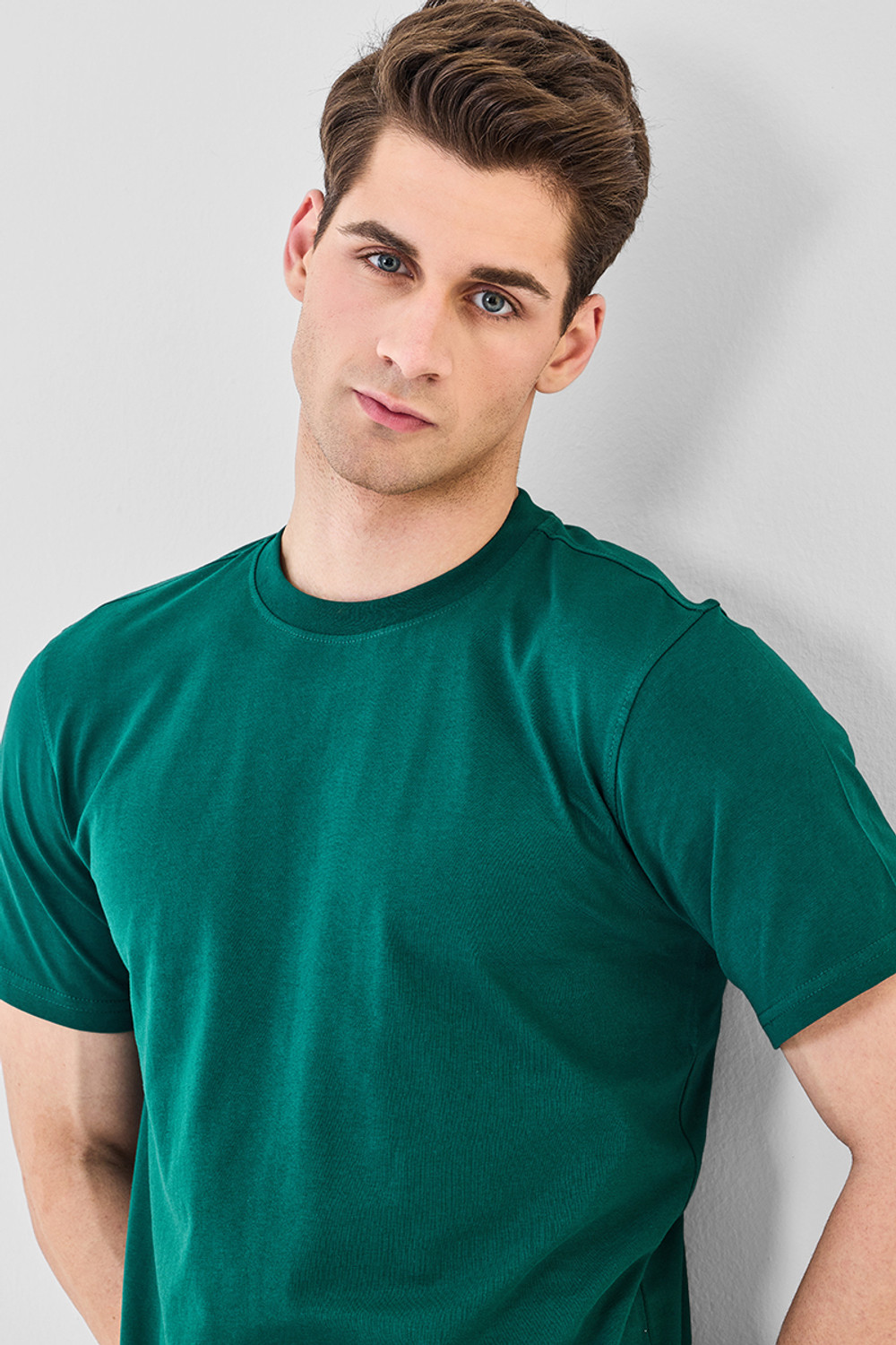 Image of Snitch Solid Men Crew Neck Dark Green T-Shirt