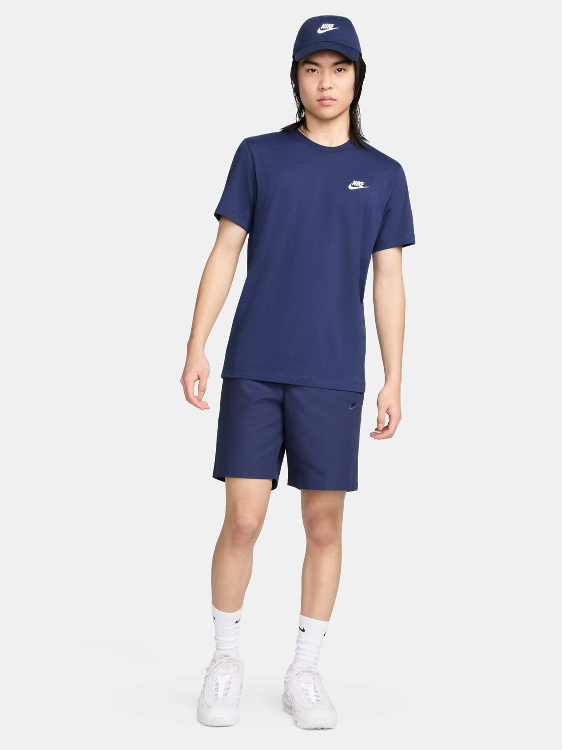 Image of NIKE Solid Men Crew Neck Blue T-Shirt