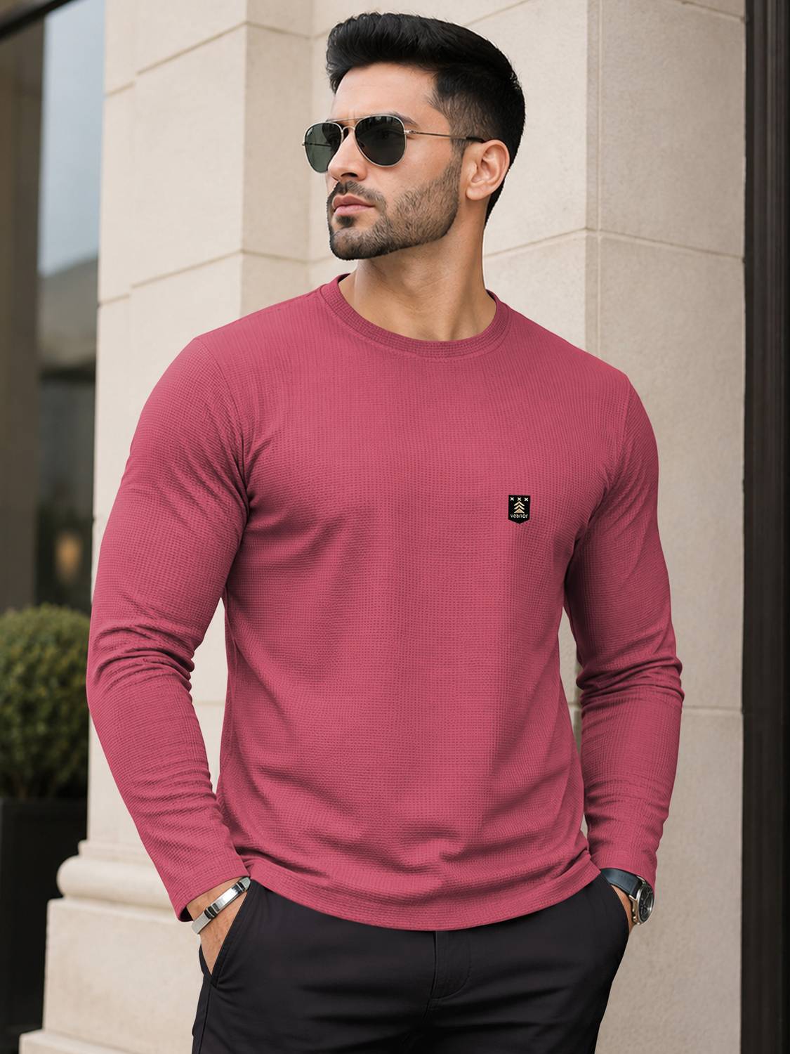 VeBNoR Men Self Design Round Neck Cotton Blend Pink T-Shirt