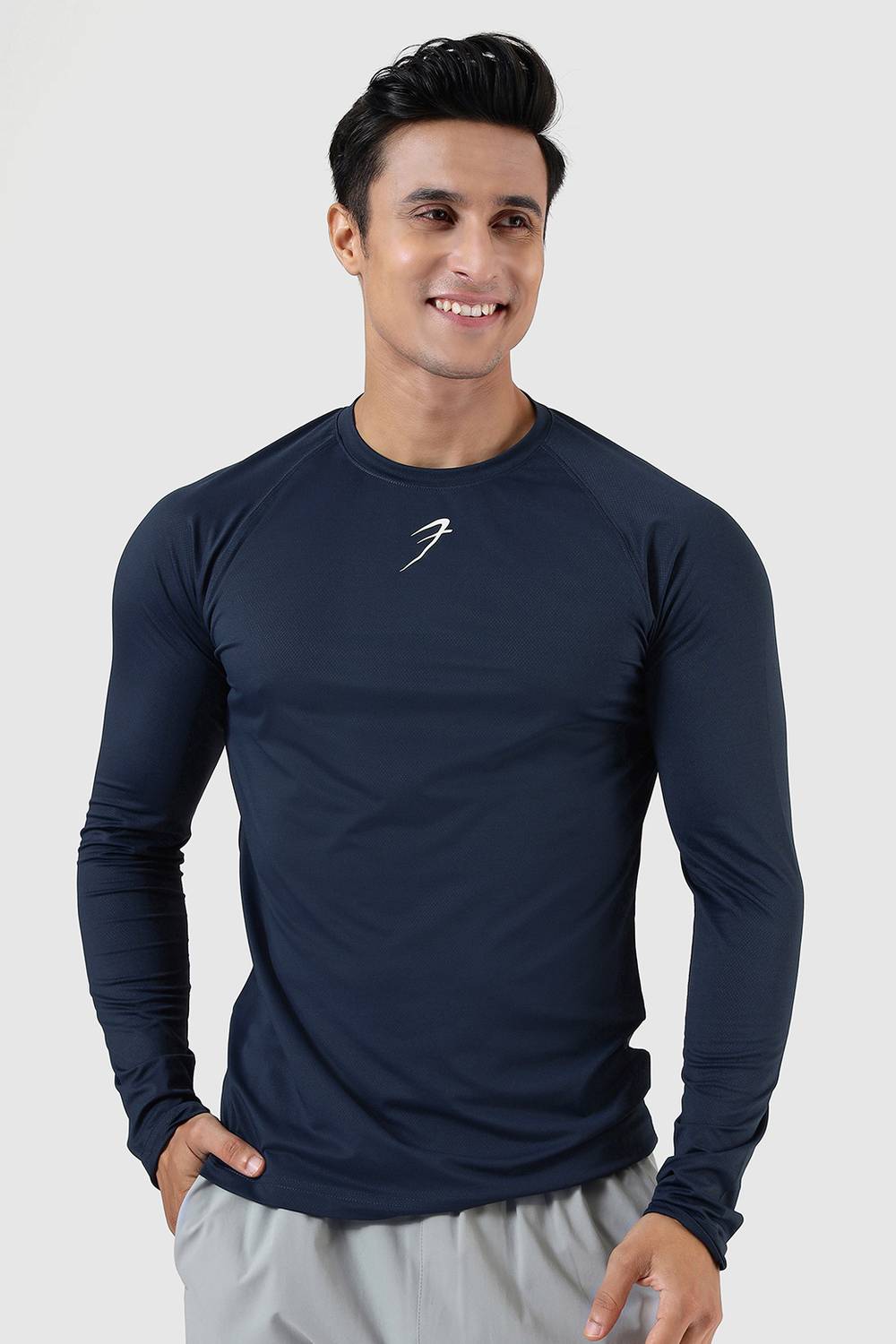 FuaarK Solid Men Crew Neck Reversible Blue T-Shirt
