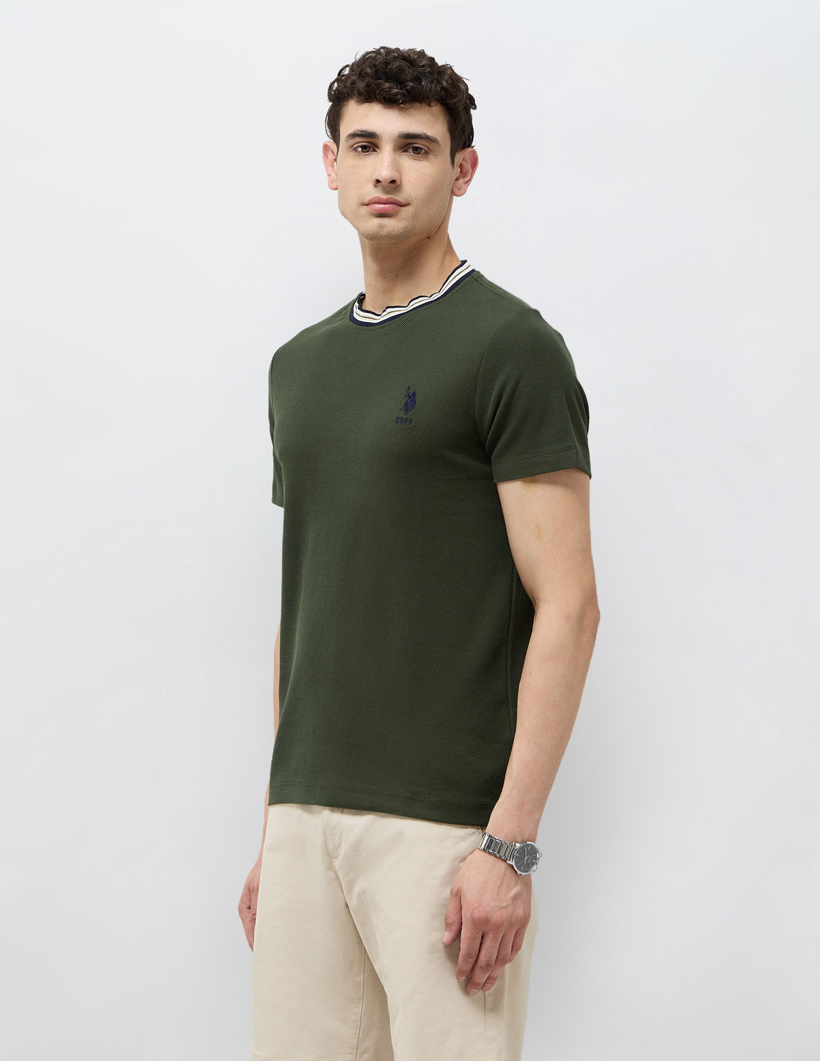 Image of U.S. POLO ASSN. Solid Men Crew Neck Green T-Shirt