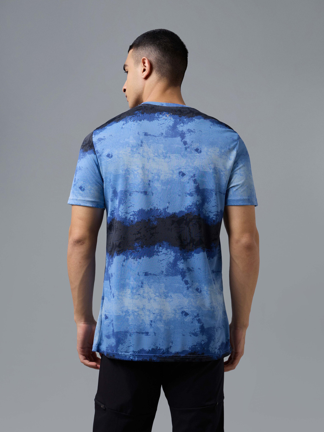 Image of TECHNOSPORT Abstract Men Round Neck Blue T-Shirt