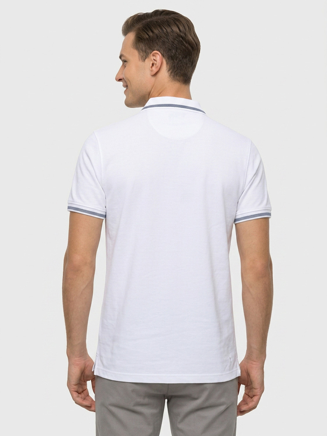 Image of PARK AVENUE Solid Men Polo Neck White T-Shirt