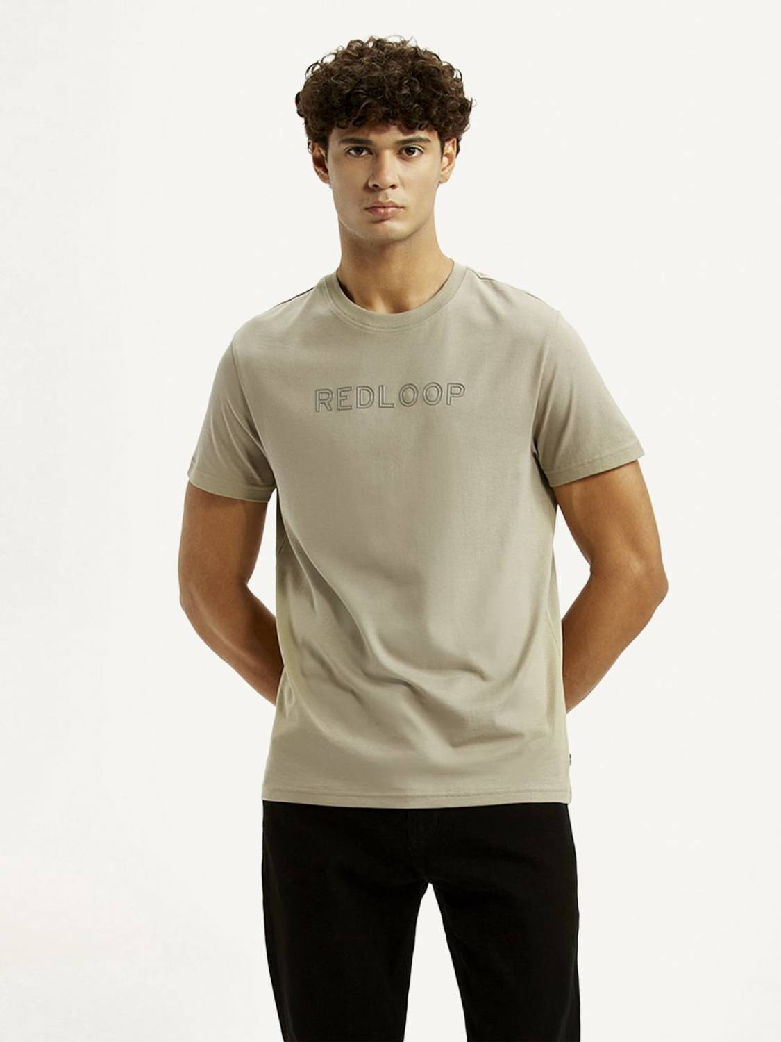 LEVI'S Men Graphic Print Crew Neck Organic Cotton Beige T-Shirt