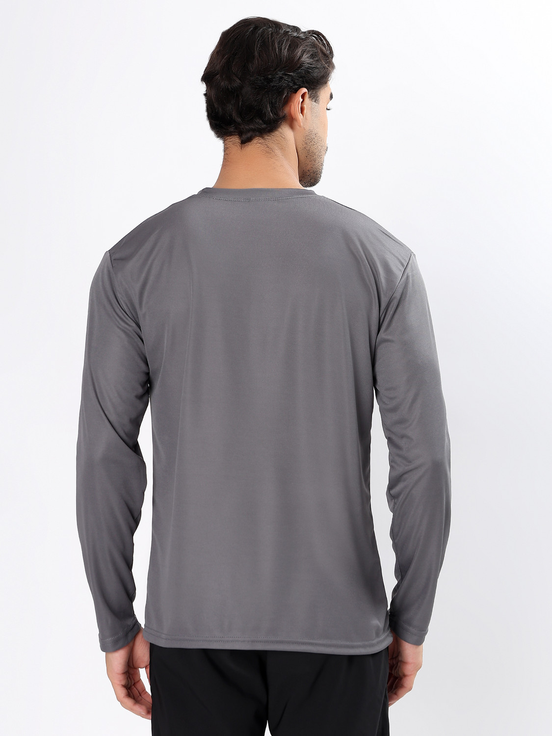 Image of Garmin Solid Men Round Neck Multicolor T-Shirt