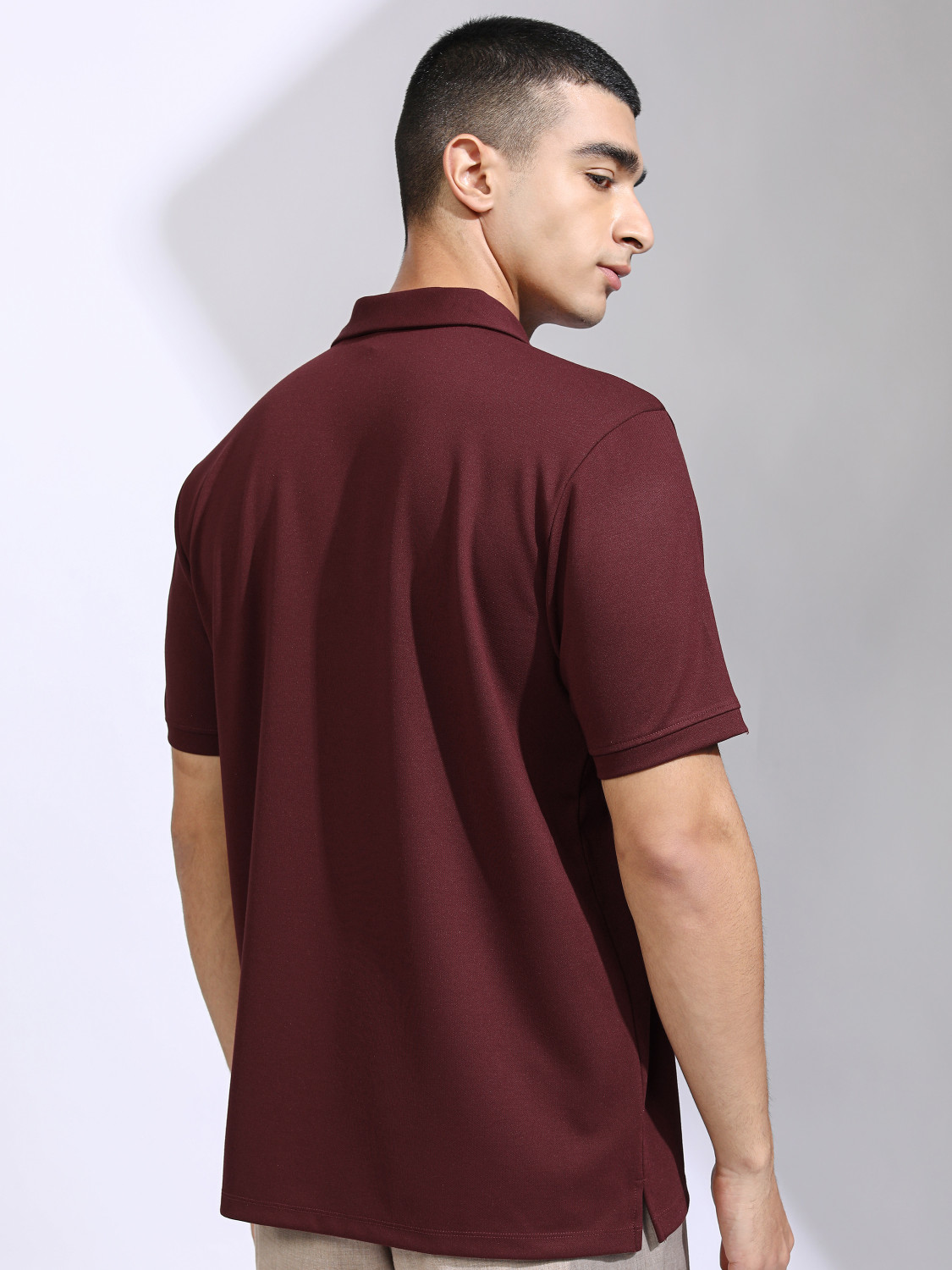 Image of HIGHLANDER Solid Men Polo Neck Maroon T-Shirt