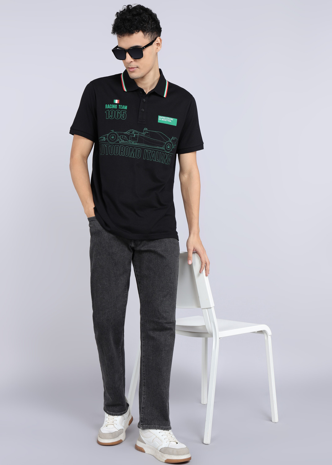 Image of United Colors of Benetton Solid Men Polo Neck Black T-Shirt