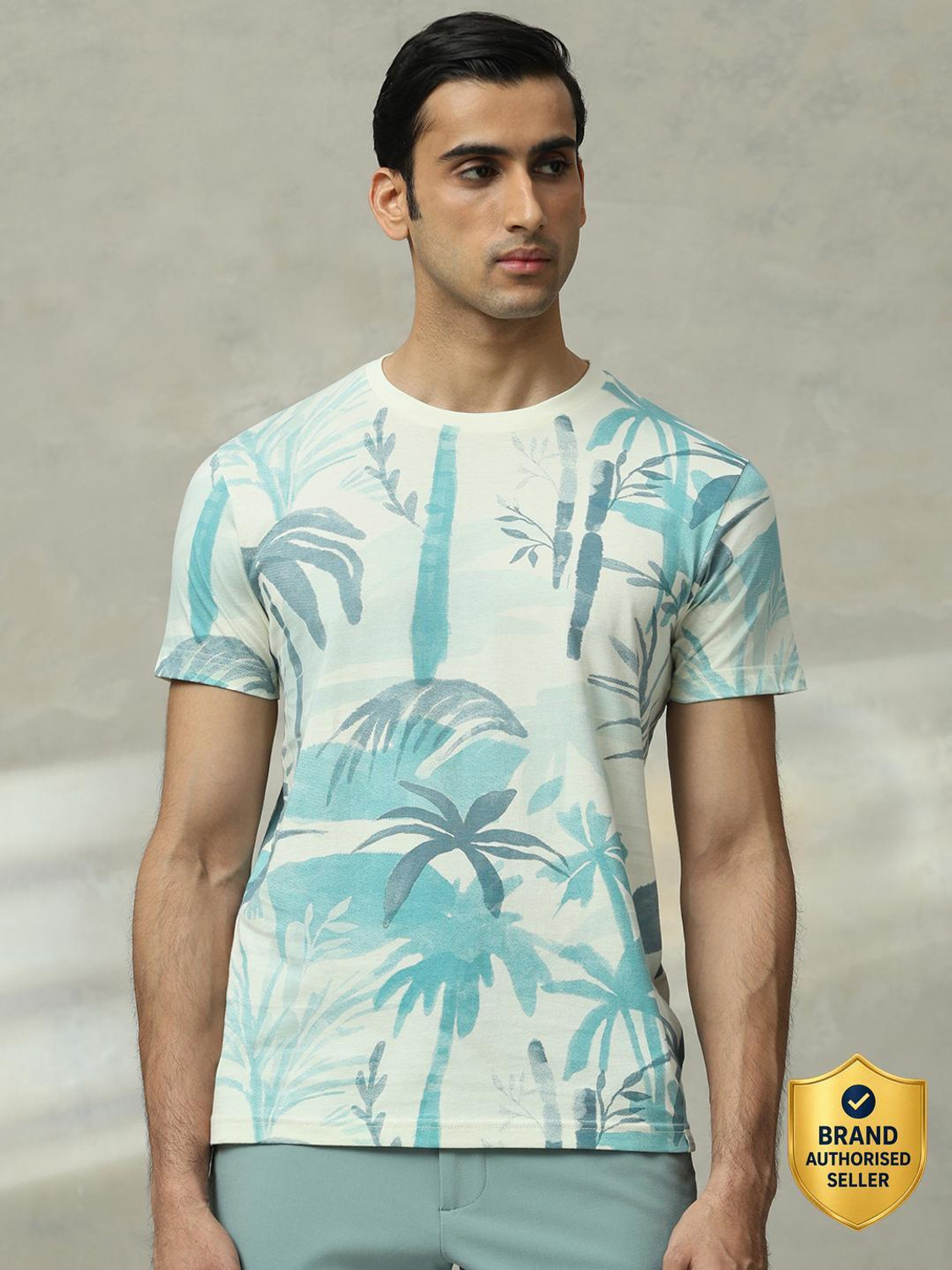 Image of MUFTI Printed Men Round Neck Blue T-Shirt