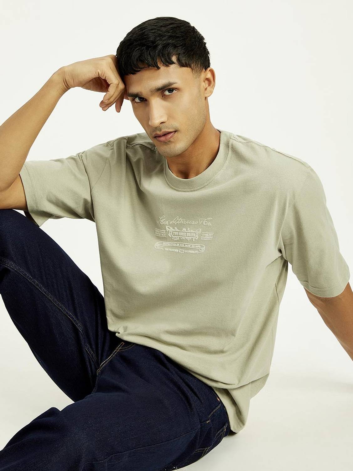 LEVI'S Men Graphic Print Crew Neck Pure Cotton Light Green T-Shir