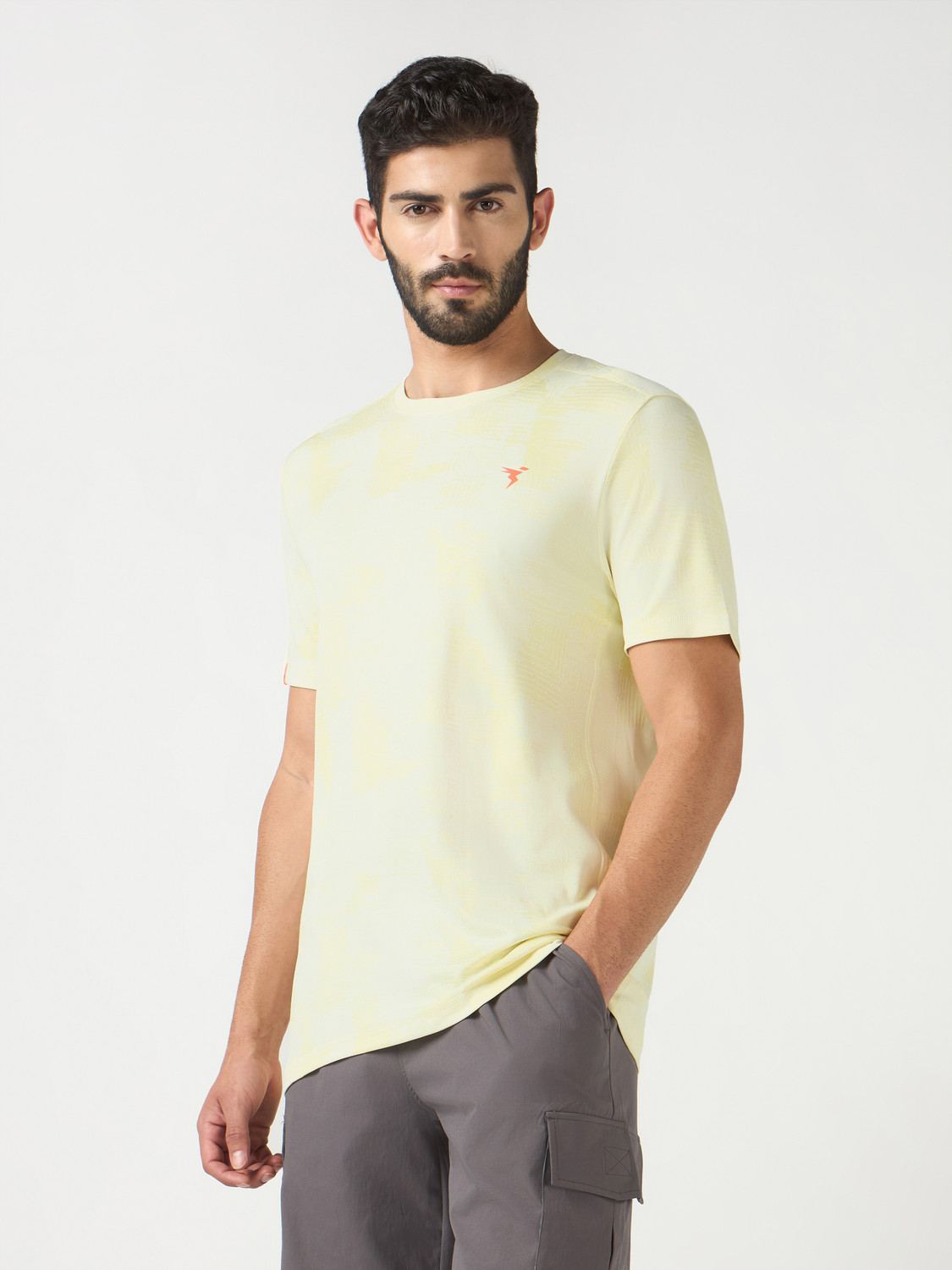 Image of TECHNOSPORT Printed Men Round Neck Yellow T-Shirt