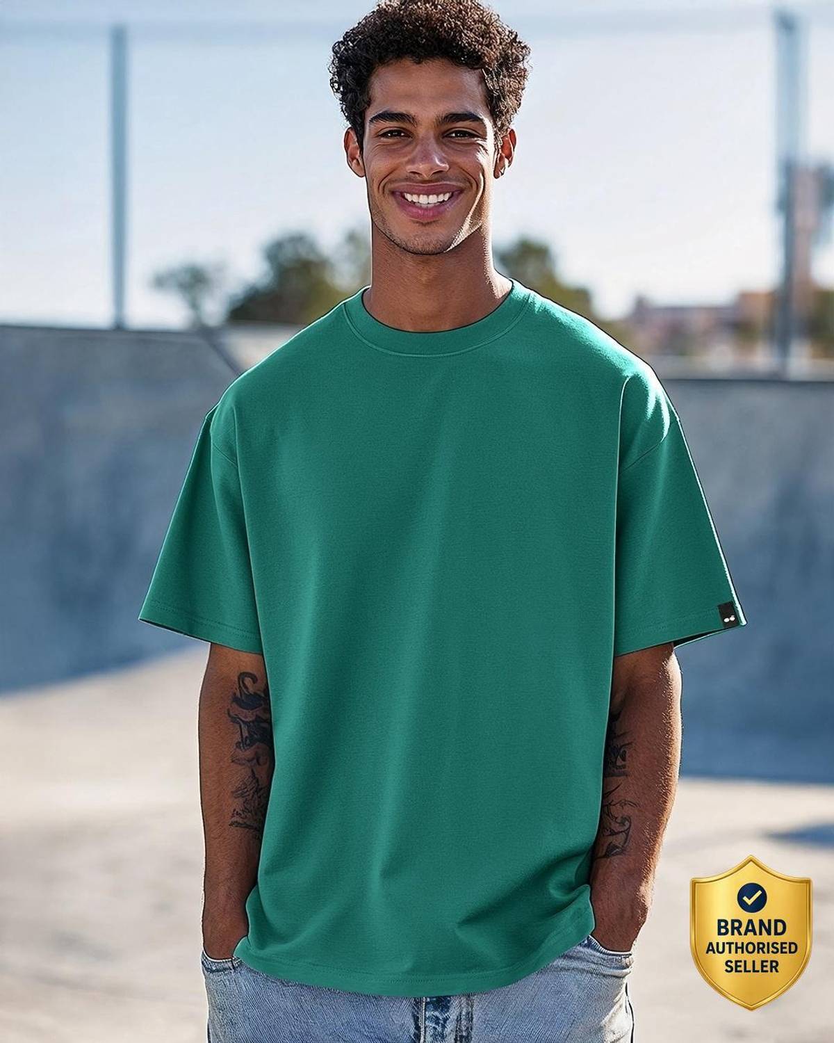 BEWAKOOF Solid Men Round Neck Green T-Shirt