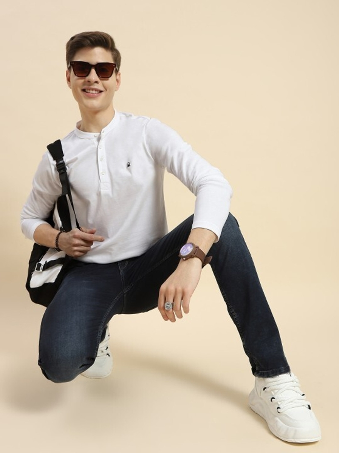 Image of United Colors of Benetton Solid Men Henley Neck White T-Shirt
