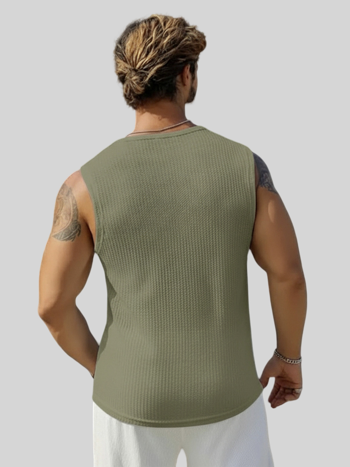 Image of Fashion And Youth Solid Men Round Neck Green T-Shirt