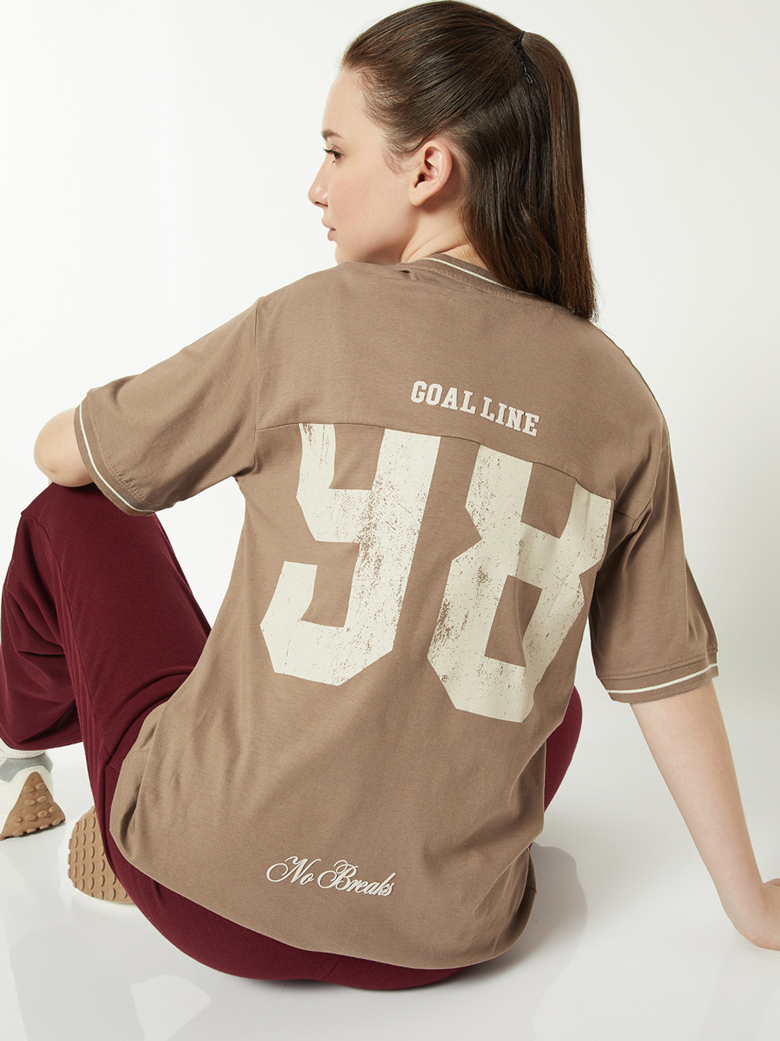 Image of MAX Printed Women Round Neck Brown T-Shirt