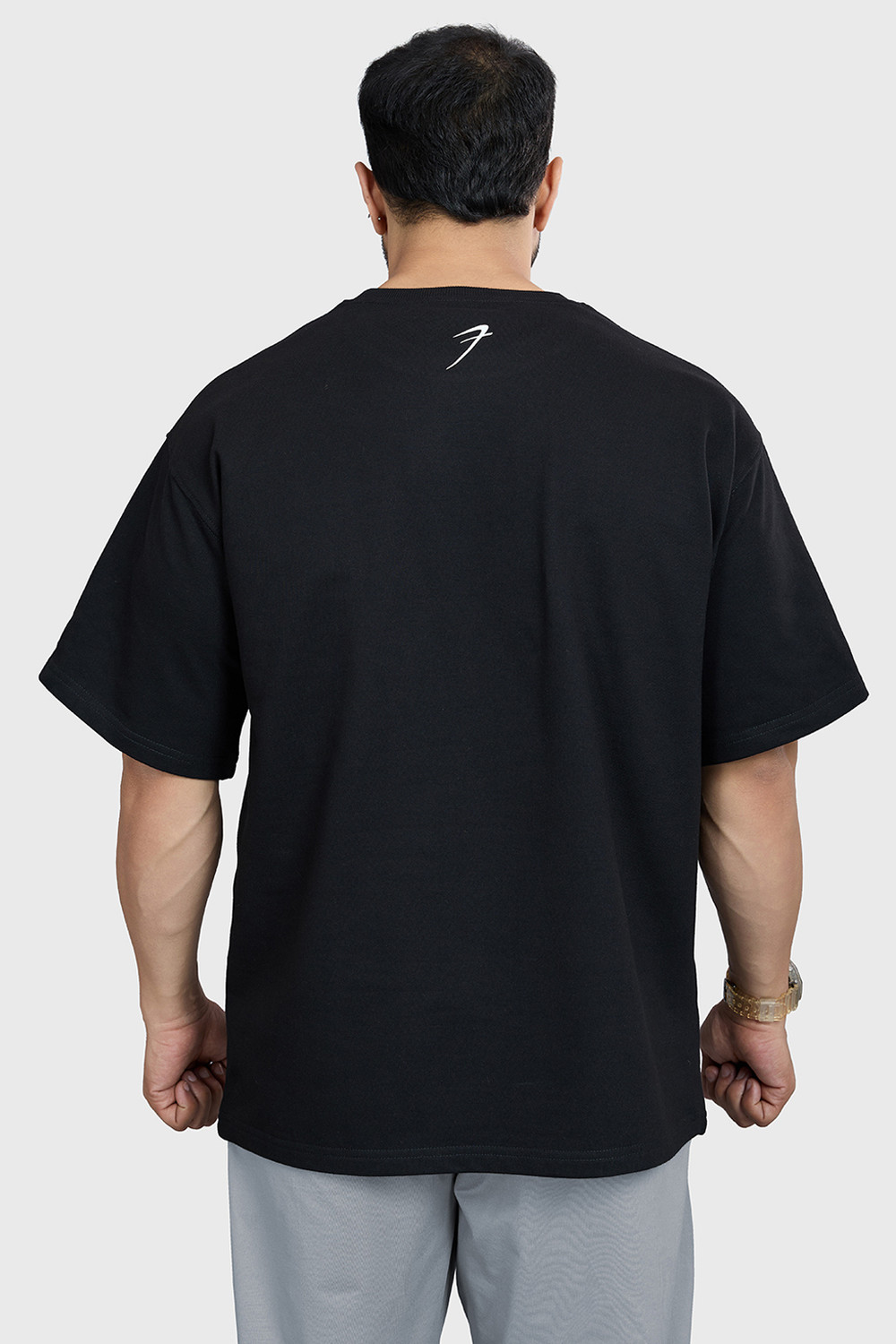 Image of FuaarK Solid Men Round Neck Black T-Shirt