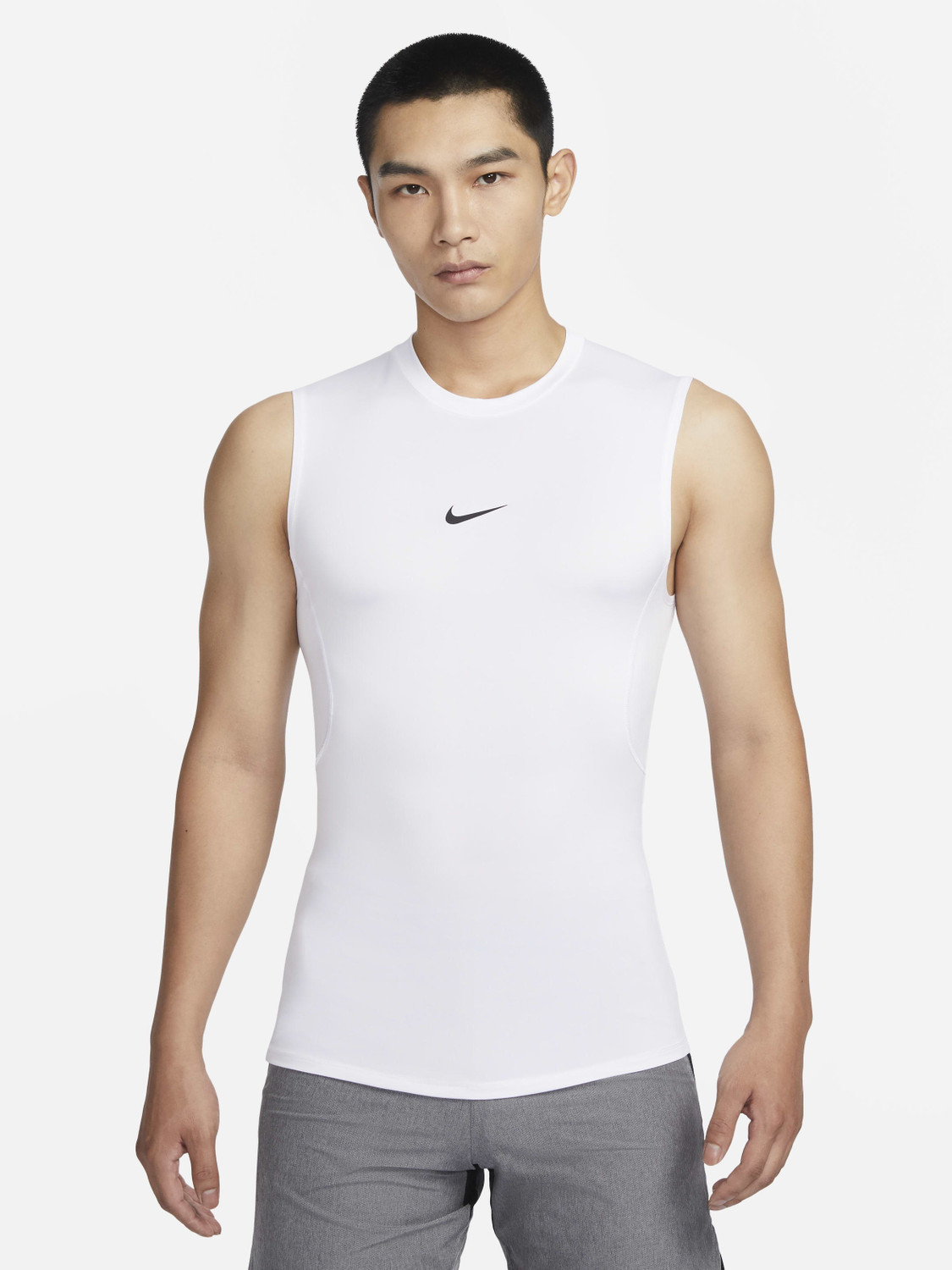 Image of NIKE Solid Men Round Neck White T-Shirt