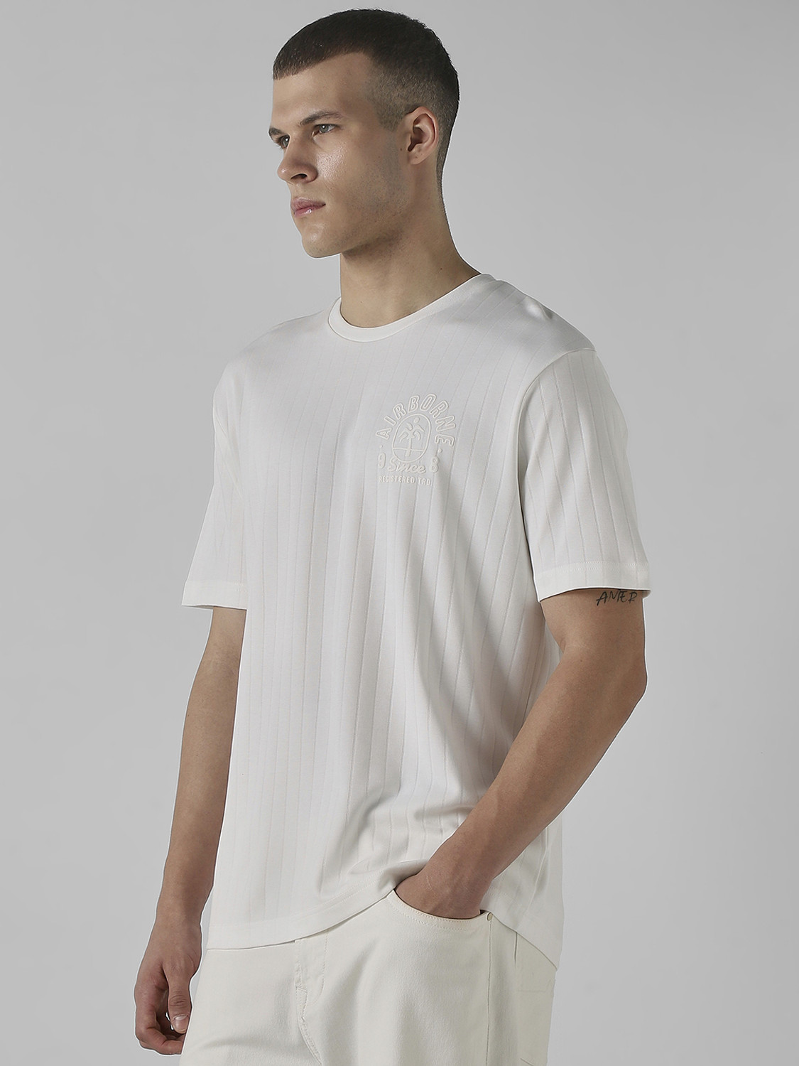 Image of MUFTI Solid Men Round Neck White T-Shirt