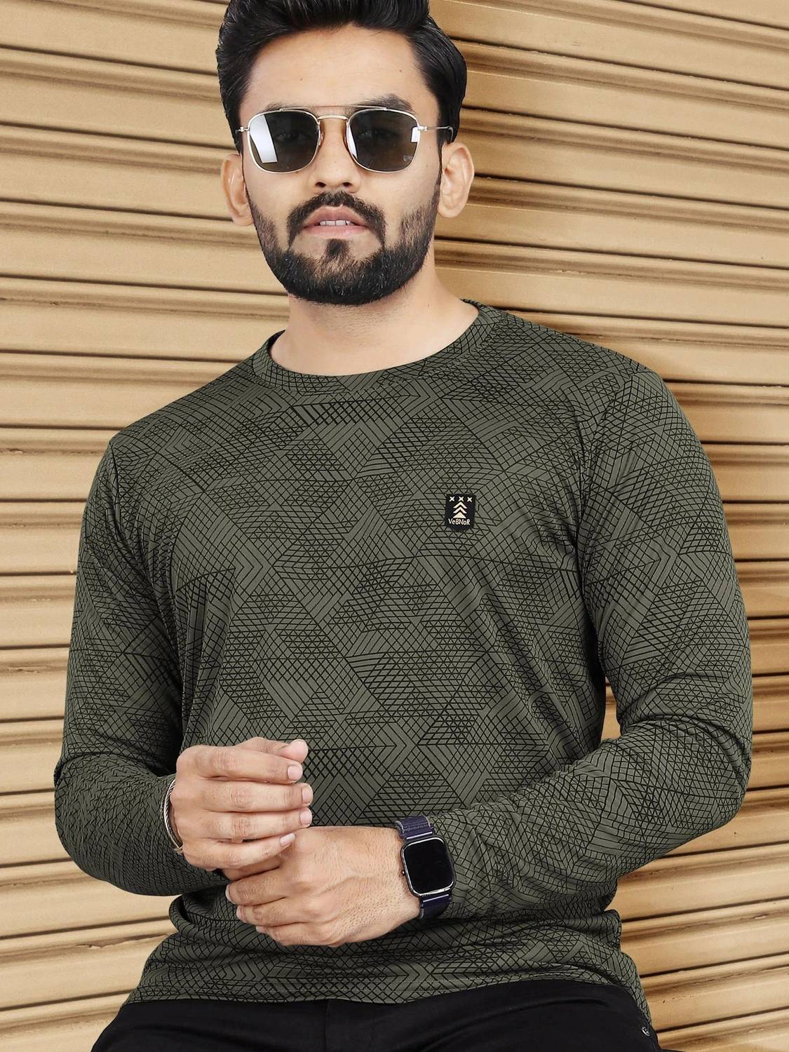 VeBNoR Men Abstract Round Neck Polycotton Green T-Shirt