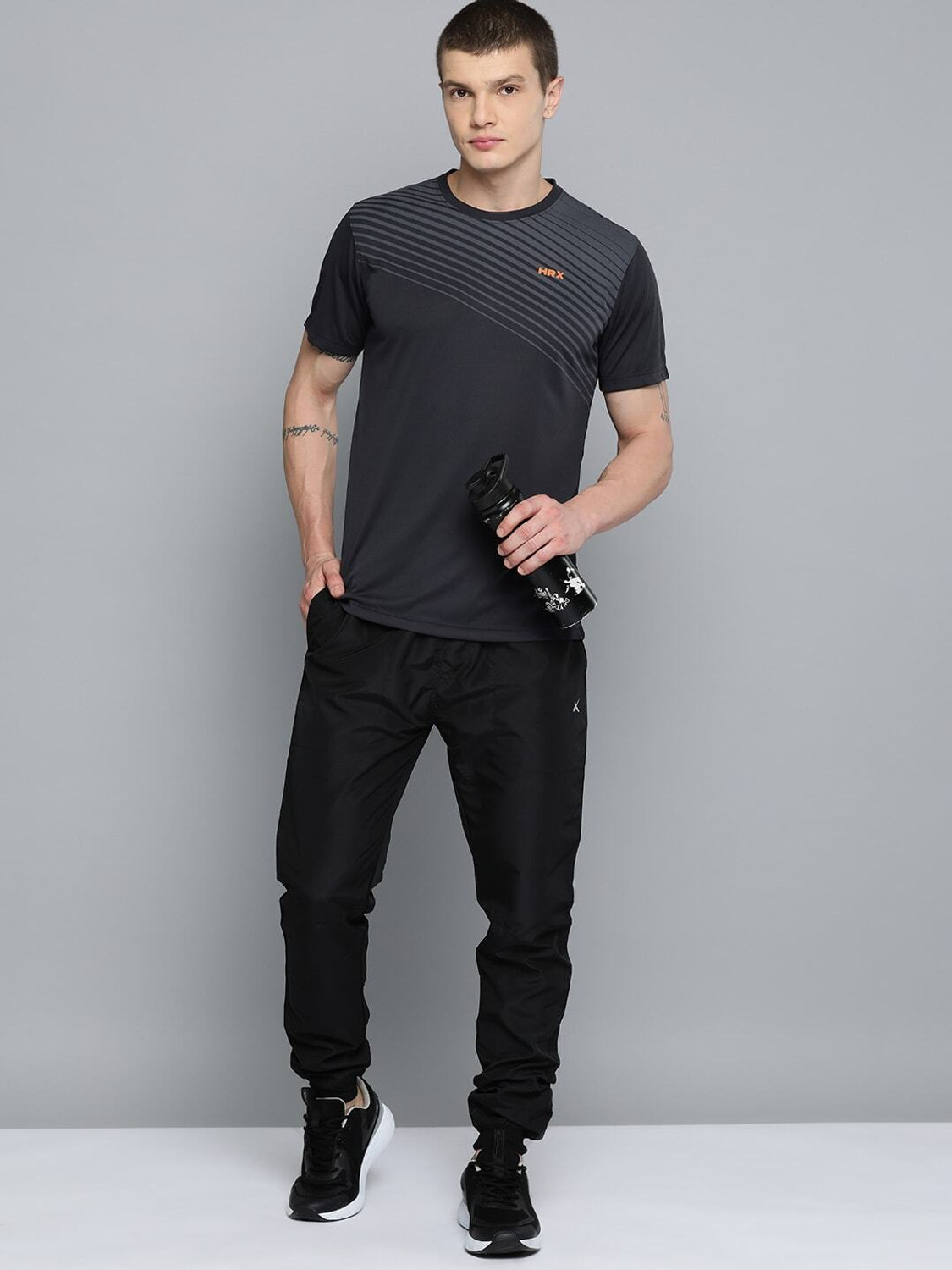Image of HRX by Hrithik Roshan Striped Men Round Neck Grey T-Shirt