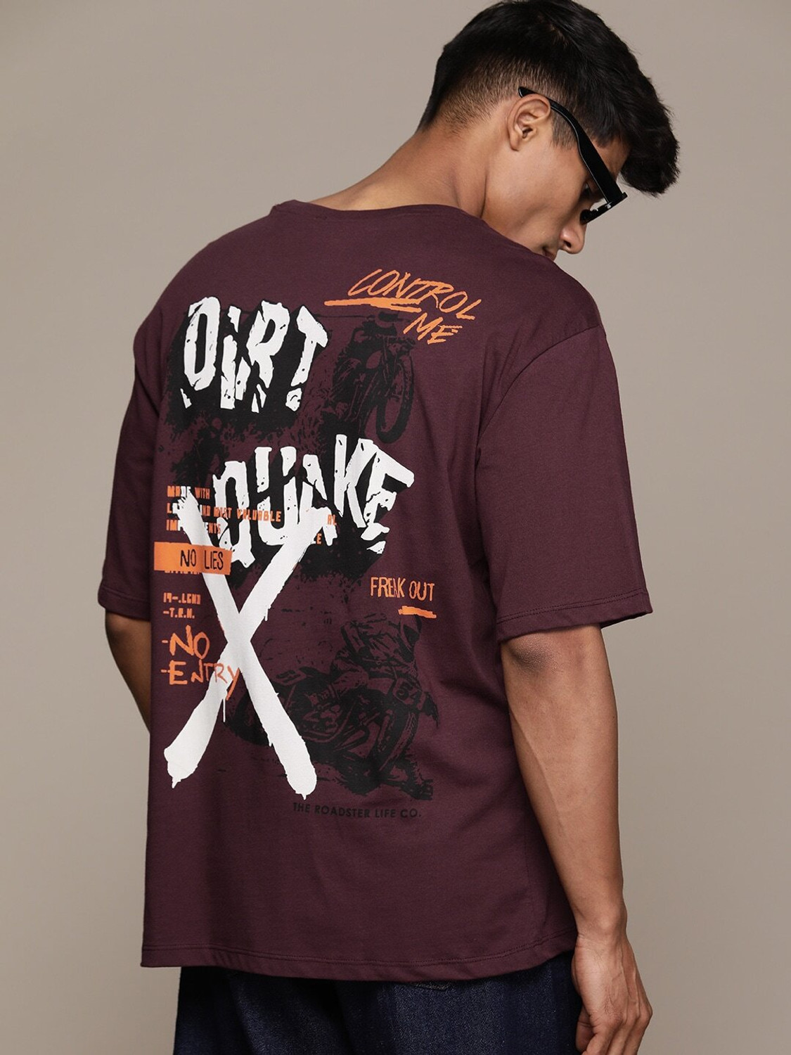 Image of Roadster Printed, Typography Men Round Neck Maroon T-Shirt