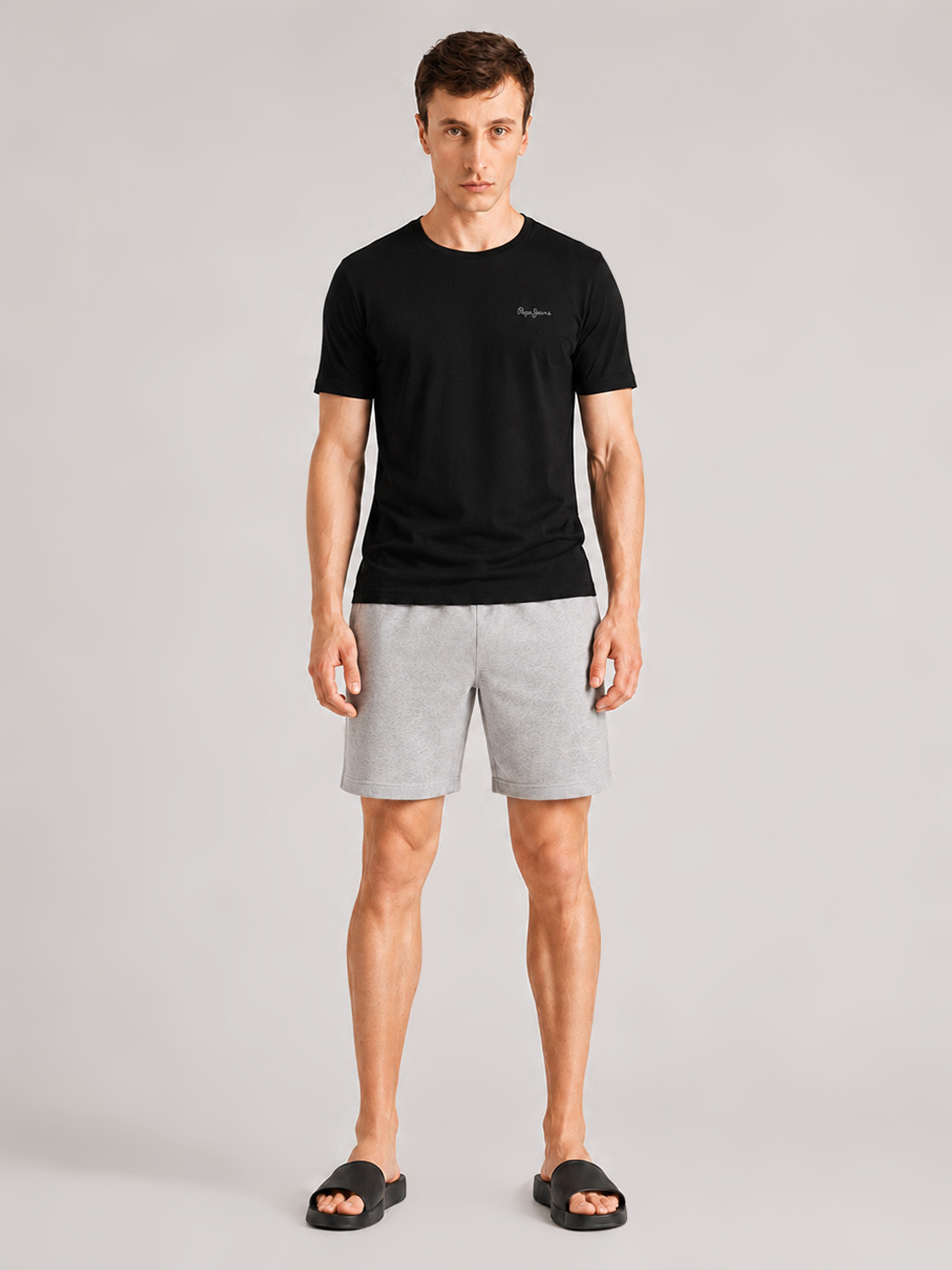 Image of Pepe Jeans Solid Men Round Neck Black T-Shirt