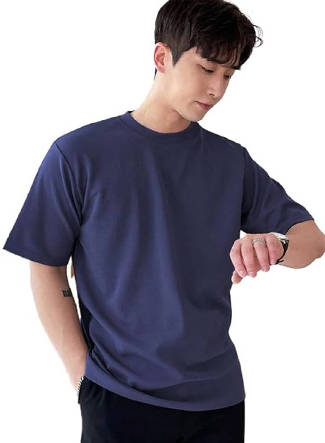 clickwell Men Solid Round Neck Cotton Blend Navy Blue T-Shirt