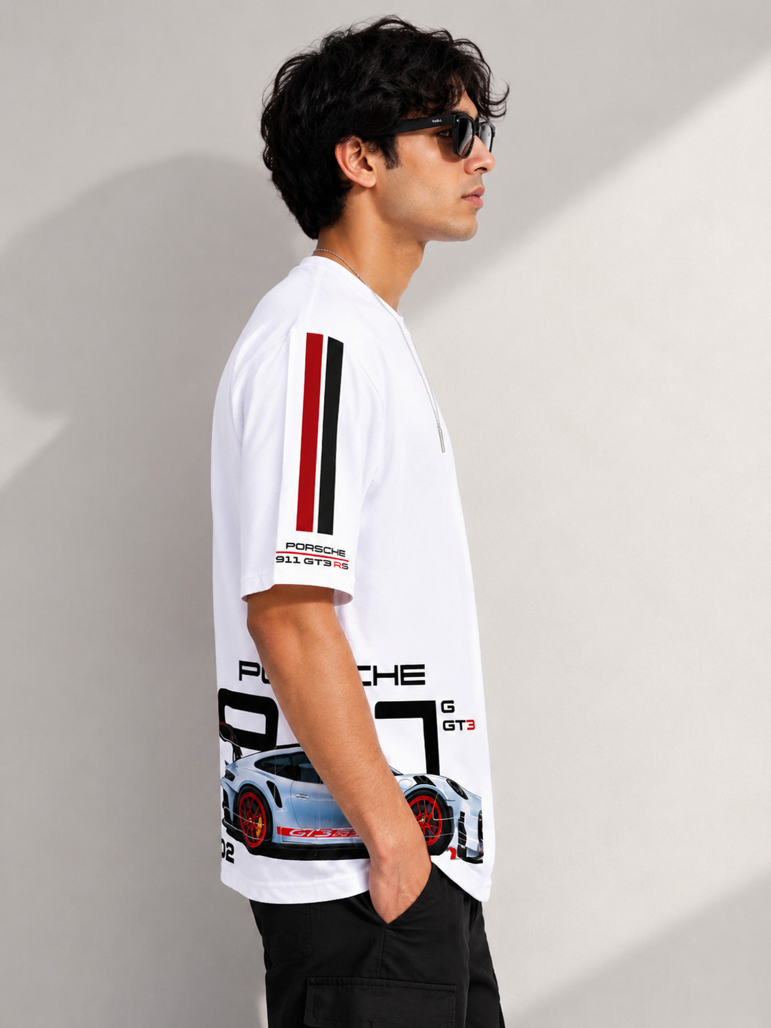 Image of the gavial club Graphic Print, Striped Men Round Neck White T-Shirt