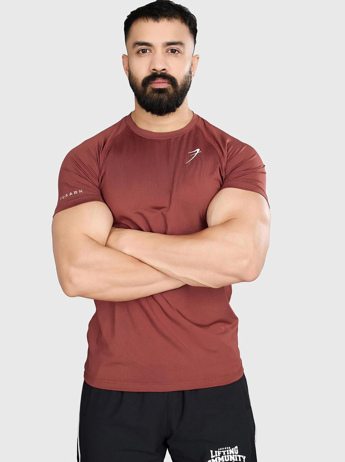 FuaarK Solid Men Round Neck Brown T-Shirt