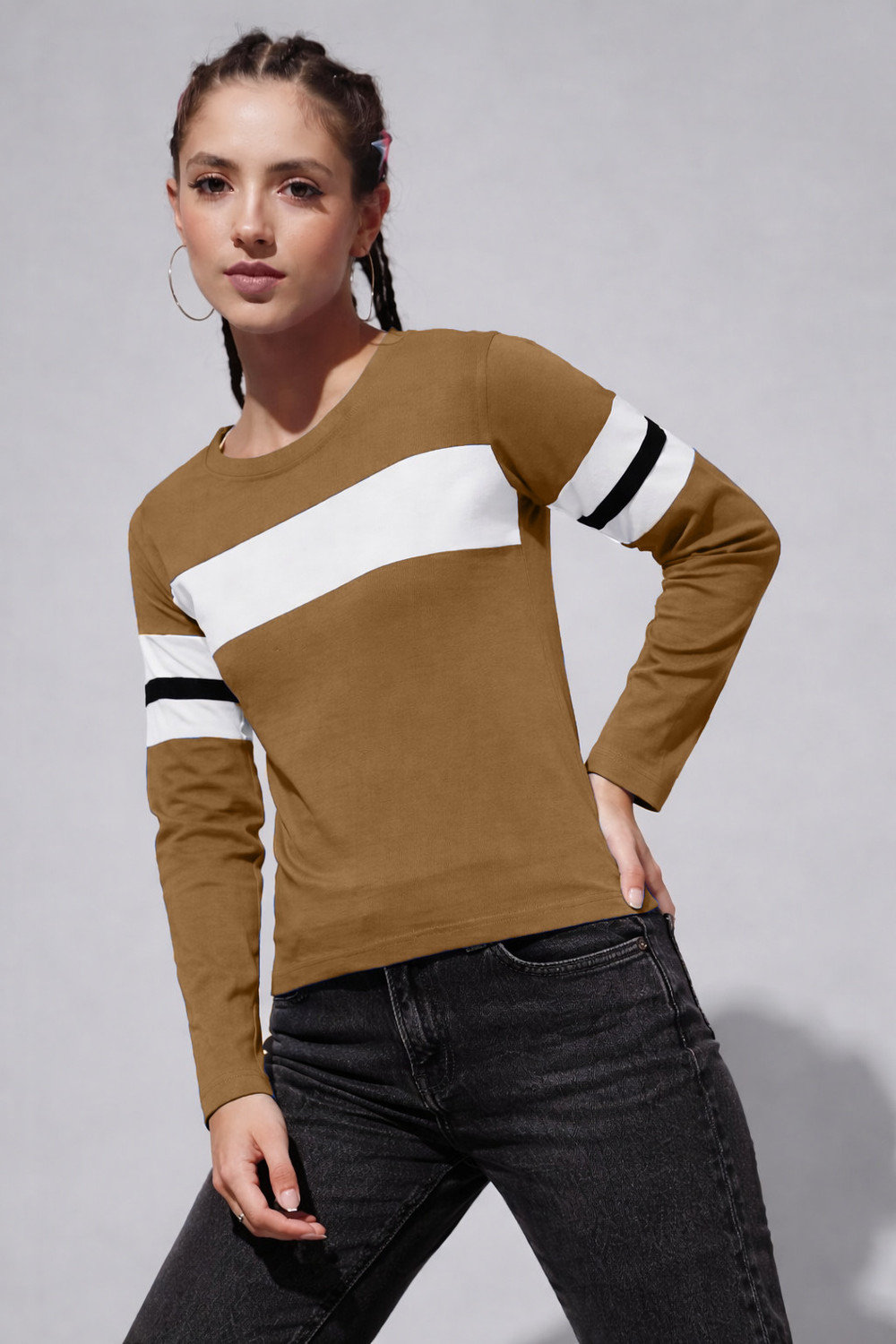Image of THE DRY STATE Colorblock Women Round Neck Brown, White T-Shirt