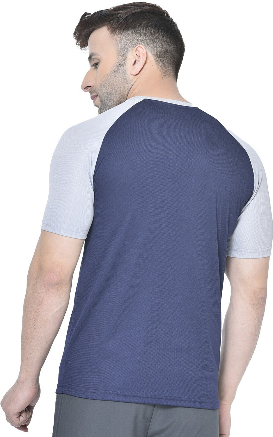 Image of CHKOKKO Colorblock Men Round Neck Blue, Grey T-Shirt